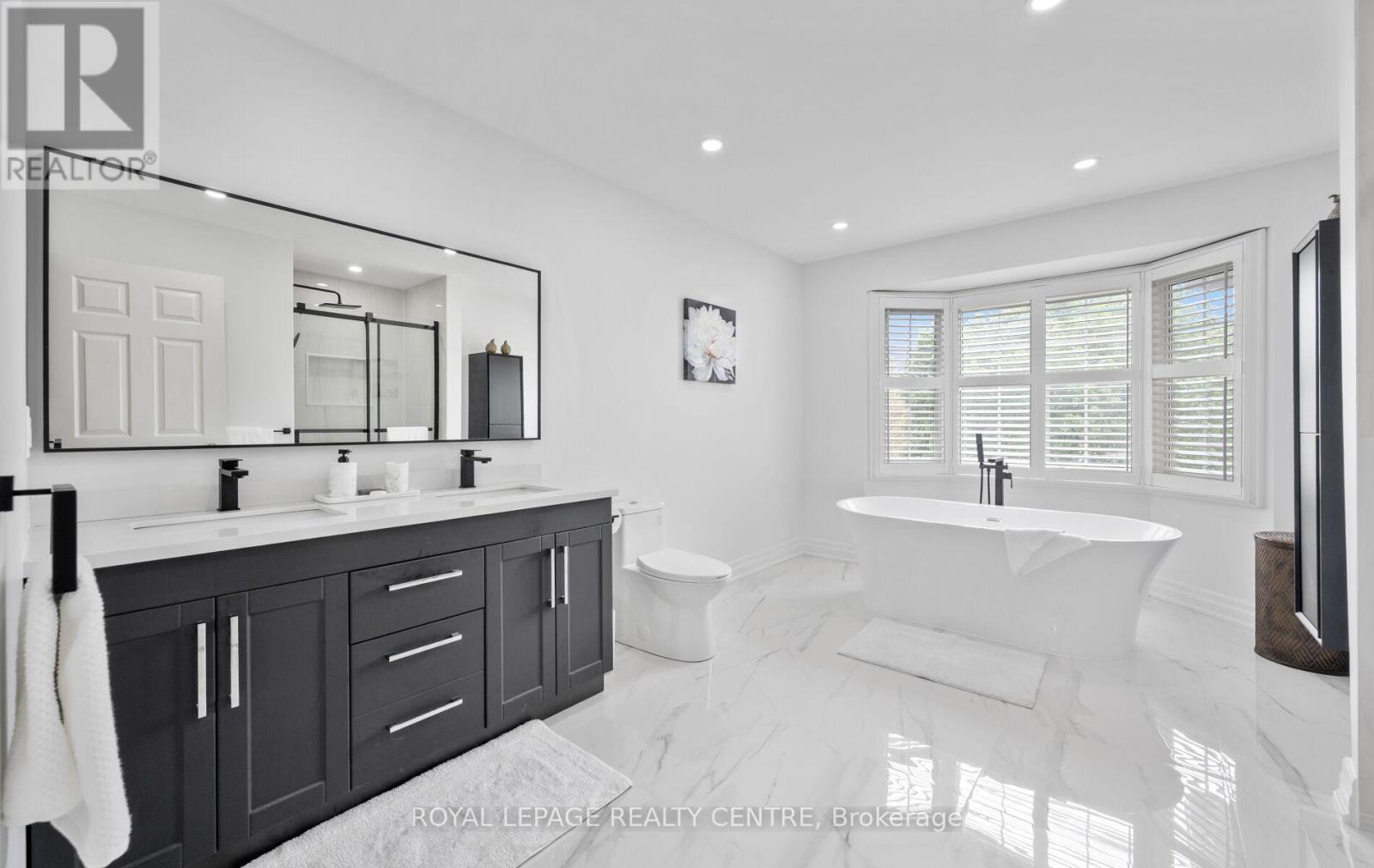 4383 Mayflower Drive, Mississauga, Ontario  L5R 1T4 - Photo 22 - W12181360