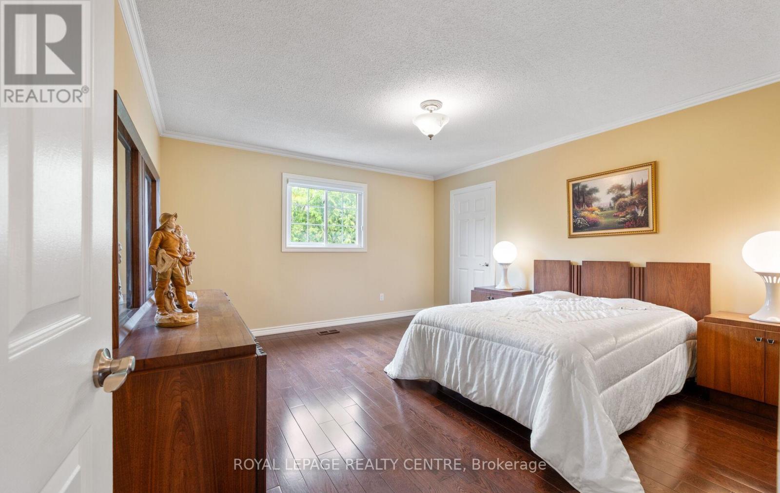 4383 Mayflower Drive, Mississauga (Hurontario), Ontario  L5R 1T4 - Photo 25 - W12181360