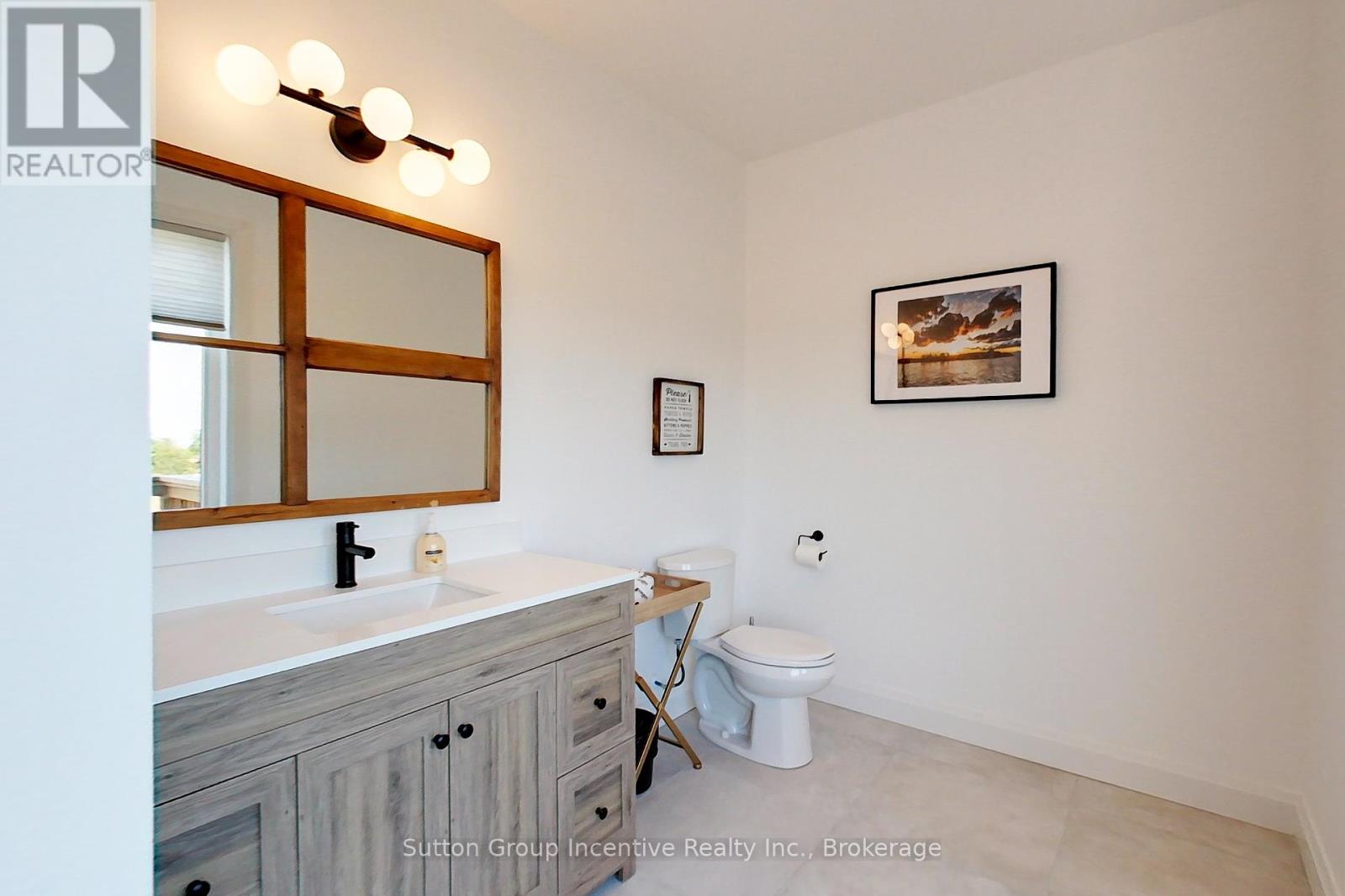 130 Arlberg Crescent, Blue Mountains, Ontario  L9Y 0M1 - Photo 19 - X12181397