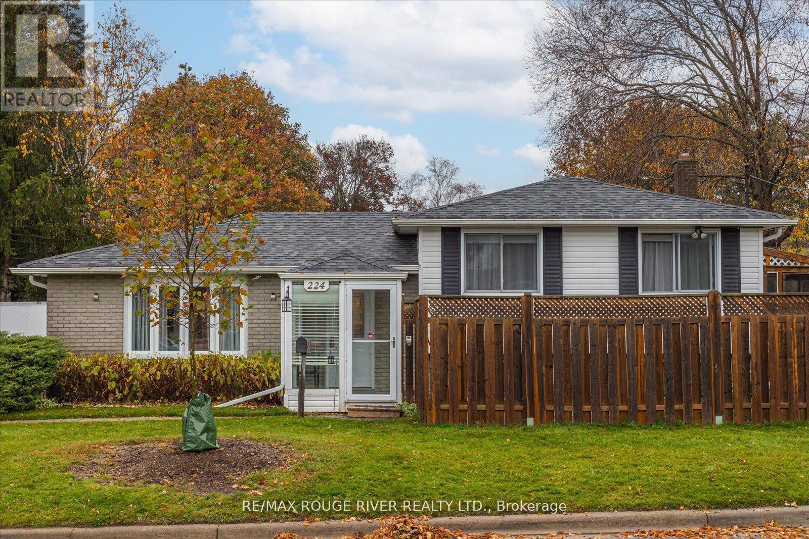 224 ARDEN DRIVE, Oshawa, Ontario