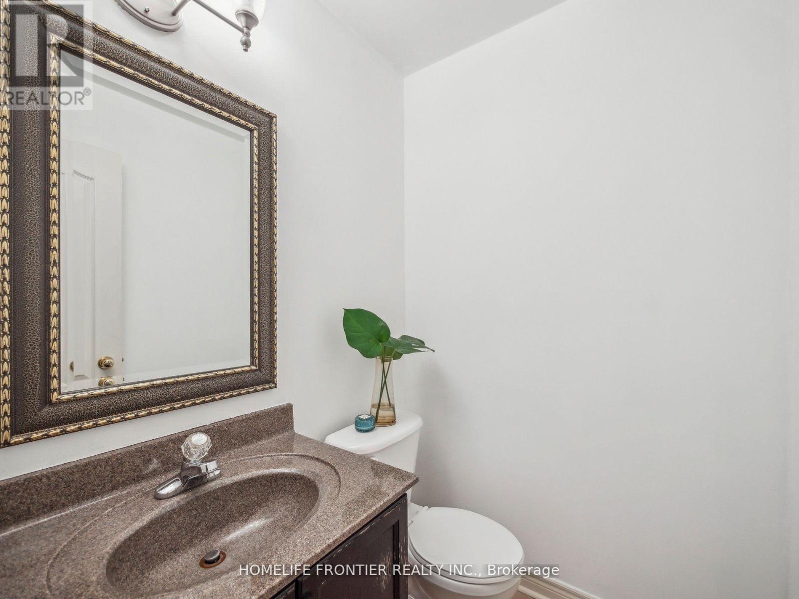 190 Forestwood Street, Richmond Hill, Ontario  L4S 1Y1 - Photo 8 - N12181215