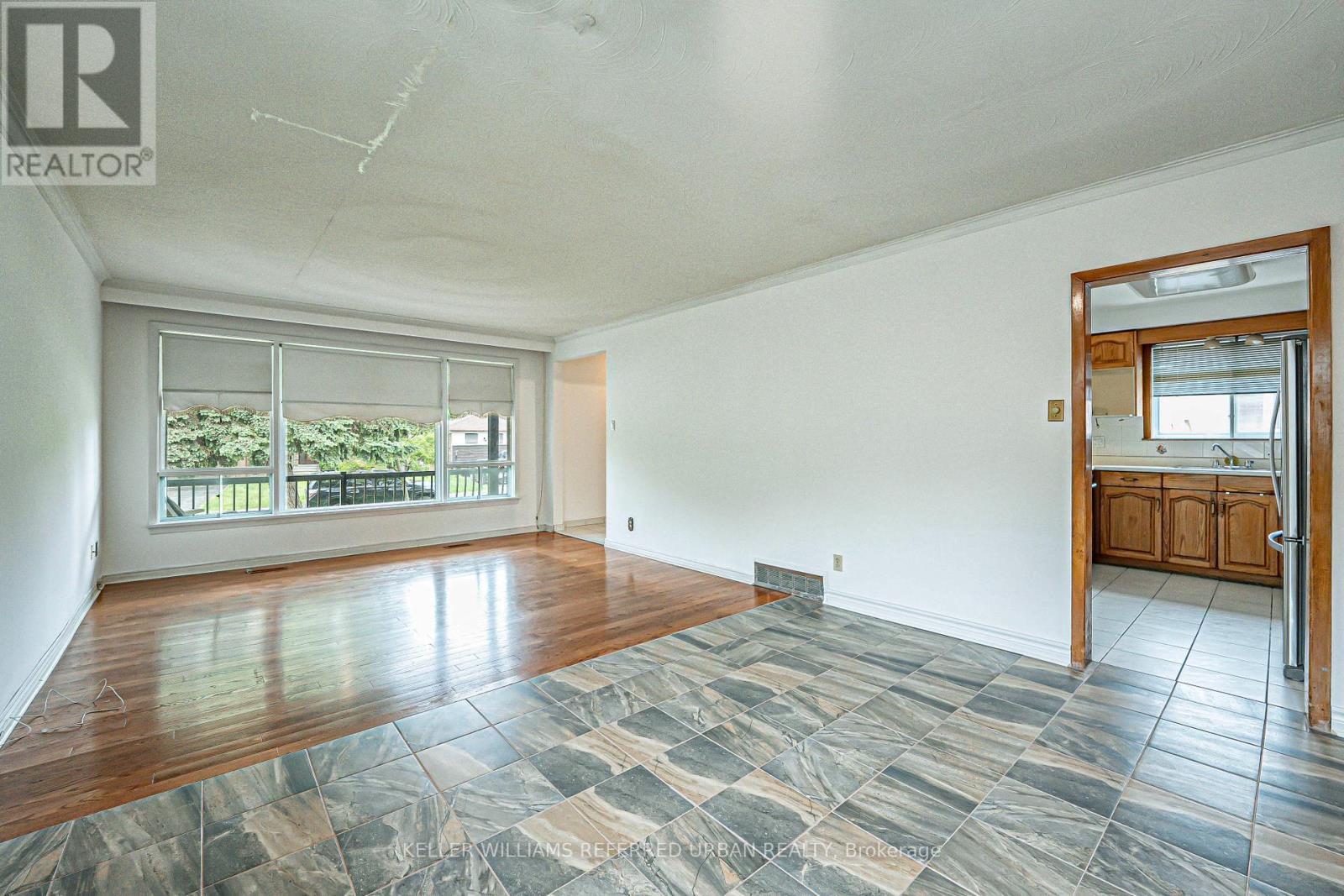 Main - 45 Culford Road, Toronto, Ontario  M6M 4J8 - Photo 12 - W12180136