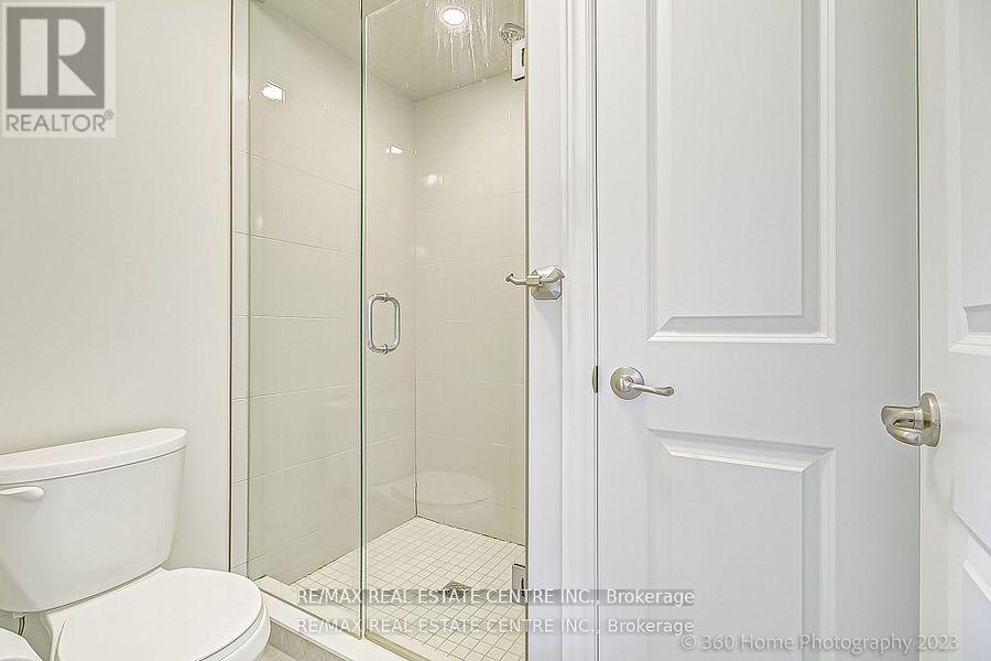 9 Overholt Drive, Thorold (Hurricane/merrittville), Ontario  L2V 0G4 - Photo 20 - X12181185