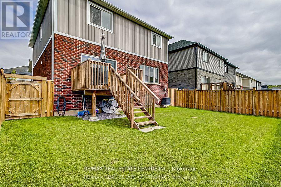 9 Overholt Drive, Thorold, Ontario  L2V 0G4 - Photo 26 - X12181185