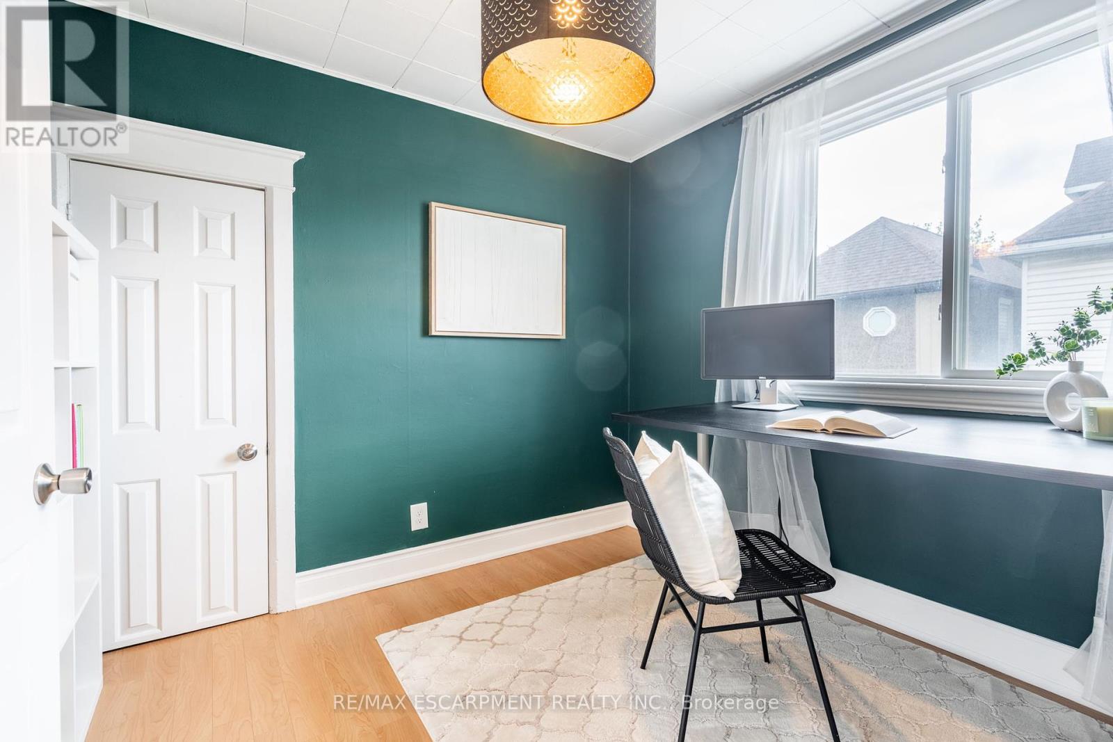 44 Fairview Avenue, Hamilton (Crown Point), Ontario  L8L 7B6 - Photo 28 - X12181323