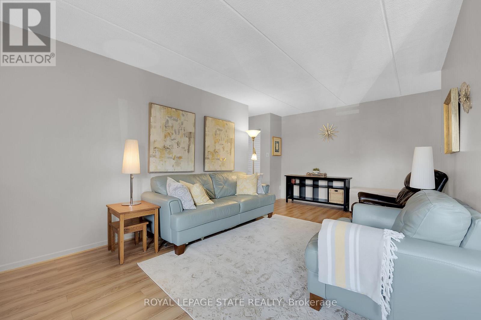 220 - 198 Scott Street, St. Catharines, Ontario  L2N 5T3 - Photo 18 - X12181337