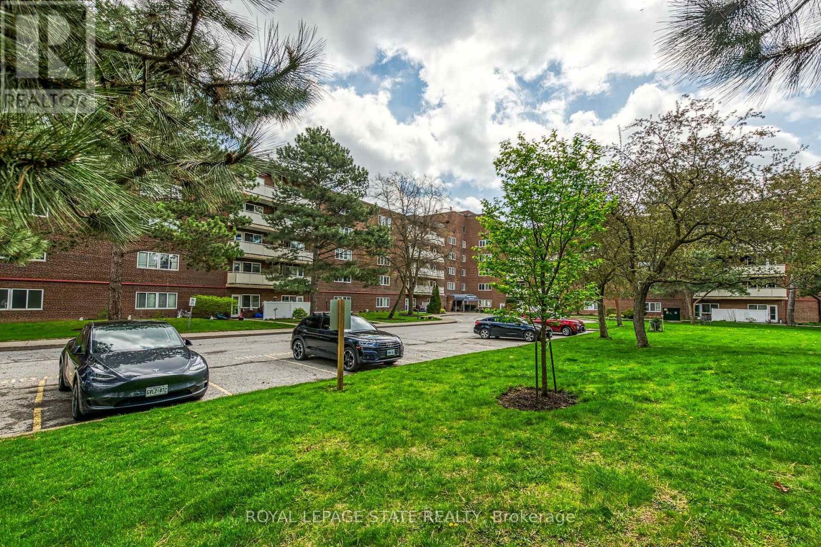 220 - 198 Scott Street, St. Catharines (Fairview), Ontario  L2N 5T3 - Photo 36 - X12181337