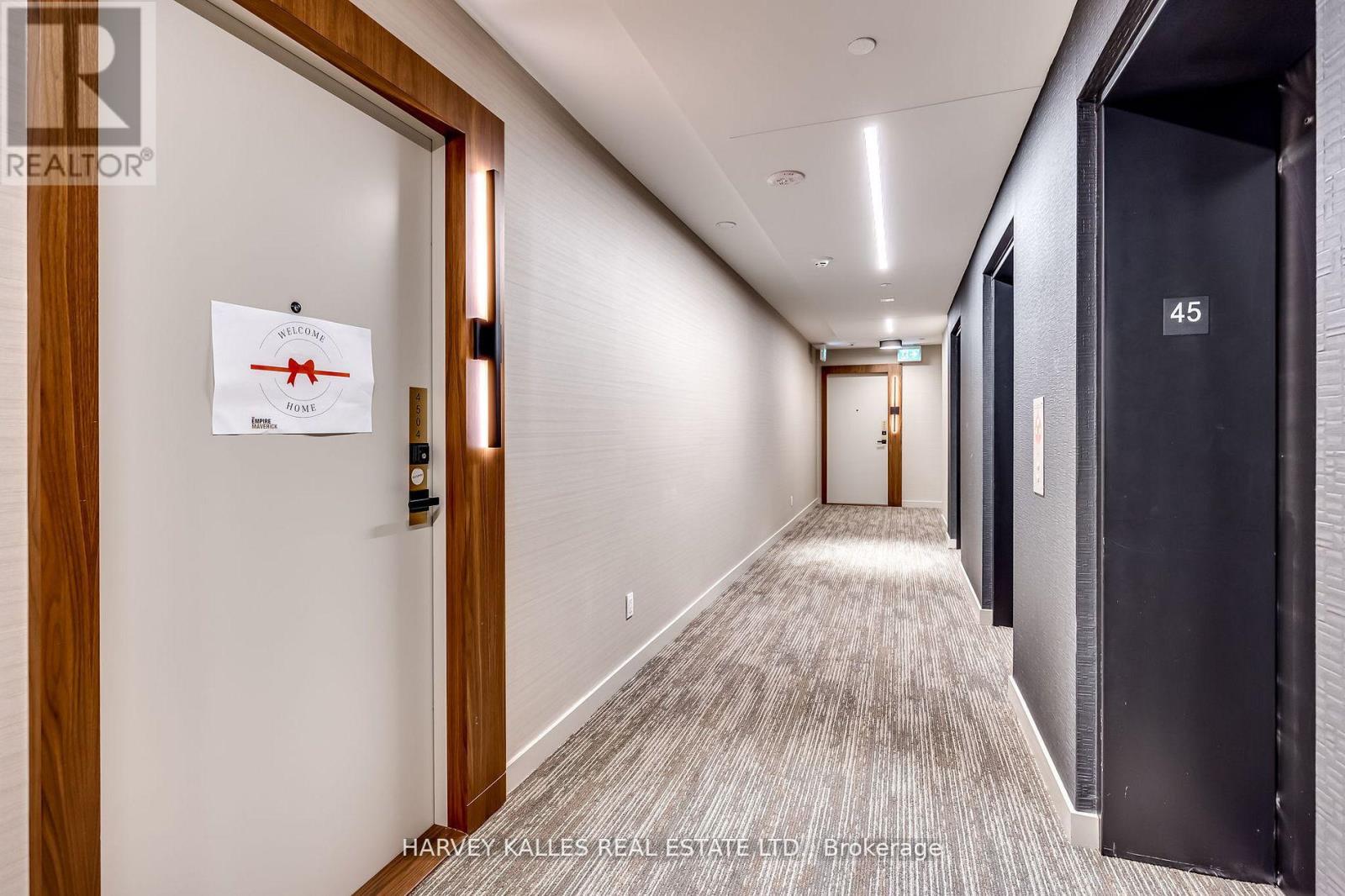 4504 - 327 King Street W, Toronto (Waterfront Communities), Ontario  M5V 0W7 - Photo 12 - C12177983