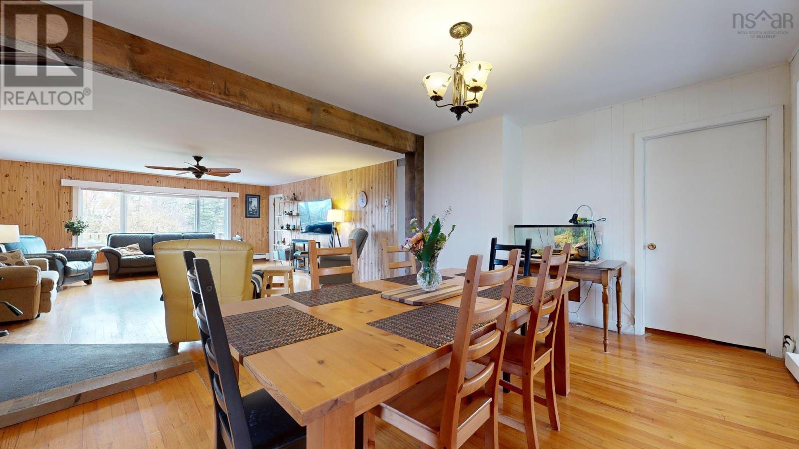 60 Cove Road, Halls Harbour, Nova Scotia  B0P 1J0 - Photo 11 - 202425461