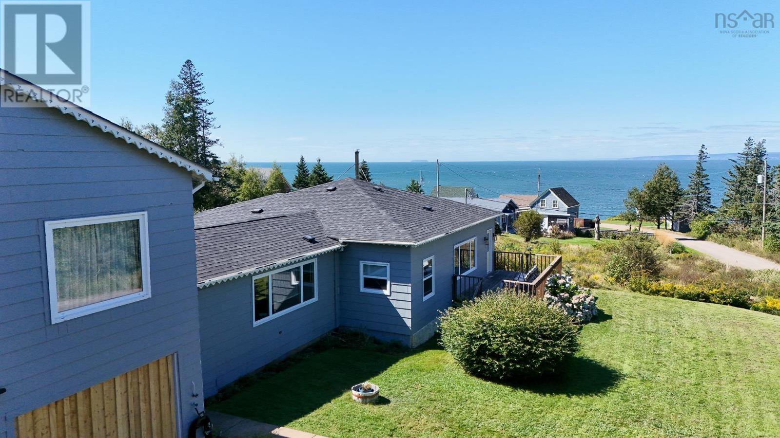 60 Cove Road, Halls Harbour, Nova Scotia  B0P 1J0 - Photo 4 - 202425461