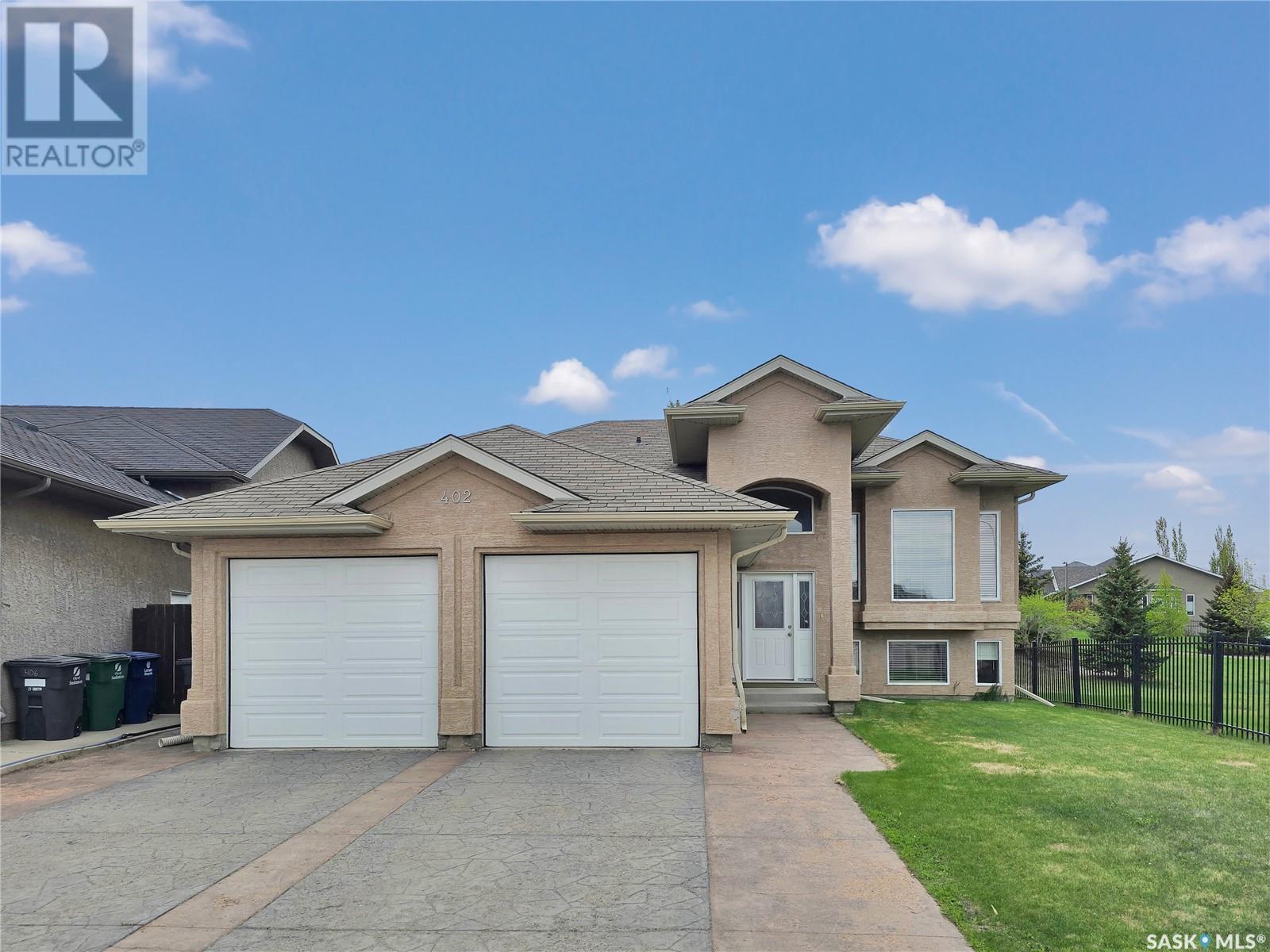 Property at 402 McKague CRESCENT image 1