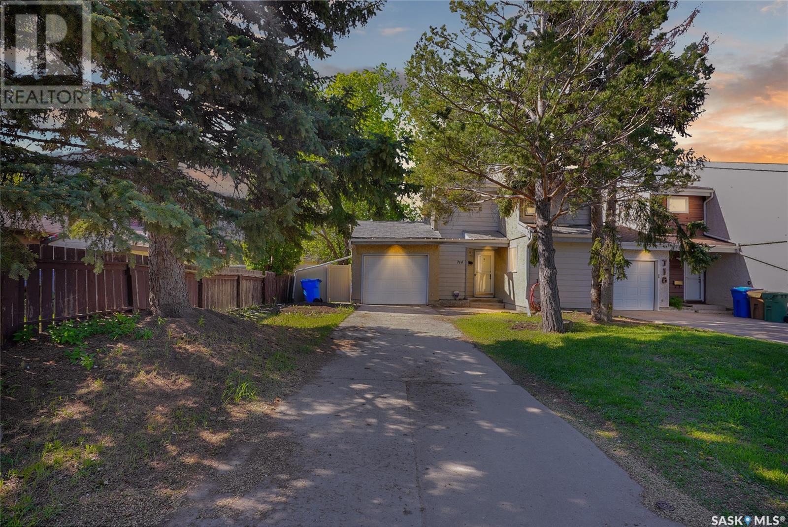714 Seymour Crescent N, Regina, Saskatchewan  S4X 2G3 - Photo 2 - SK007491