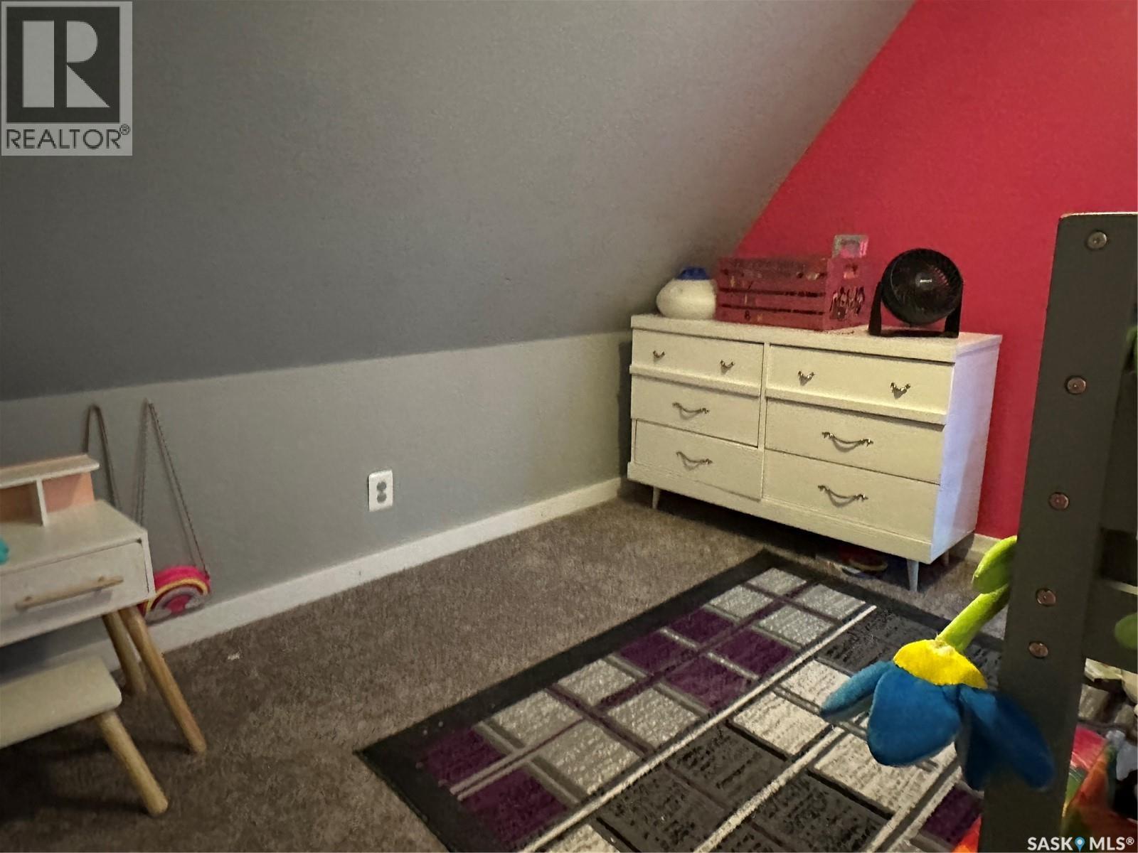 118 9th Street, Weyburn, Saskatchewan  S4H 1E7 - Photo 19 - SK007524