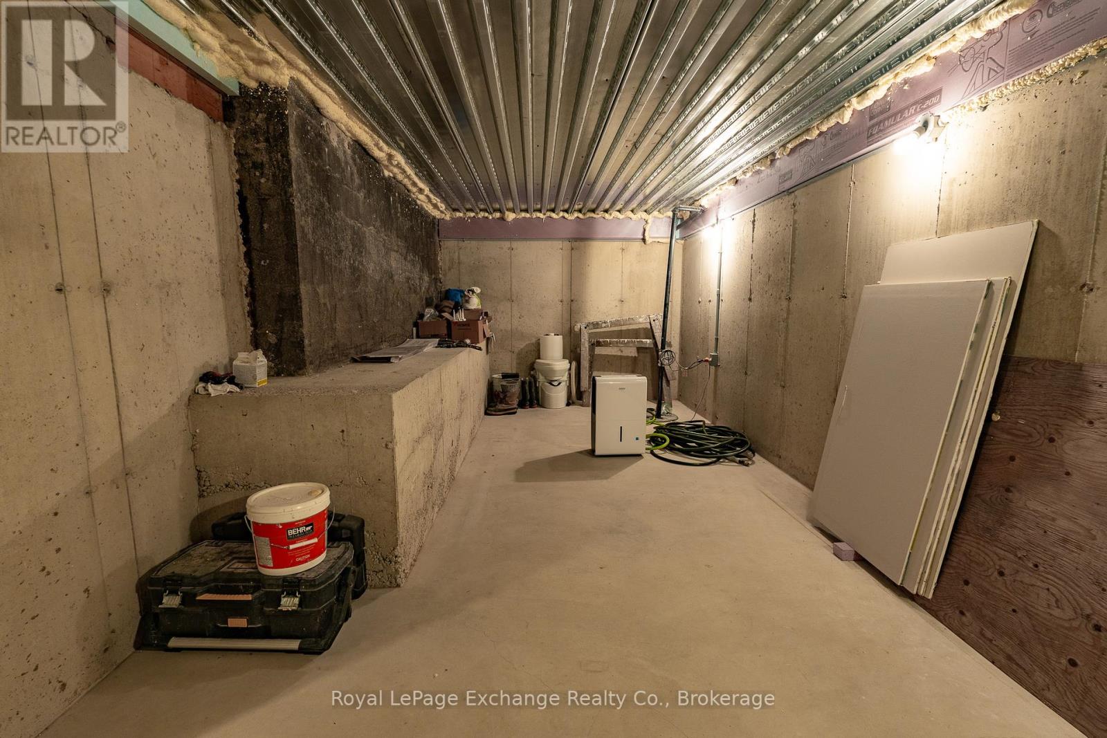 909 Patt's Place, Huron-Kinloss, Ontario  N2Z 2X3 - Photo 42 - X12179623