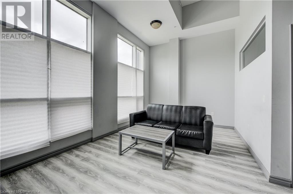 275 Larch Street Unit# G105, Waterloo, Ontario  N2L 3R2 - Photo 9 - 40734833