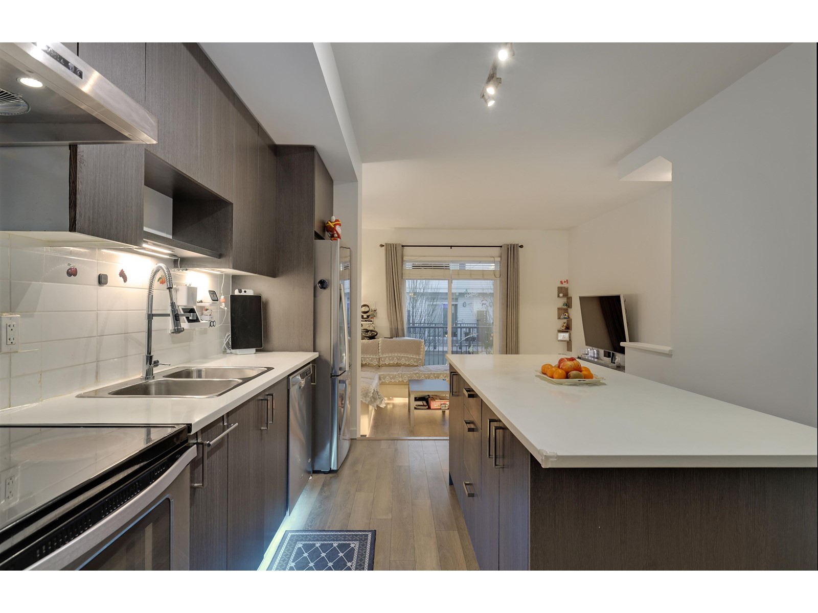 113 15230 Guildford Drive, Surrey, British Columbia  V3R 0C8 - Photo 10 - R3008723
