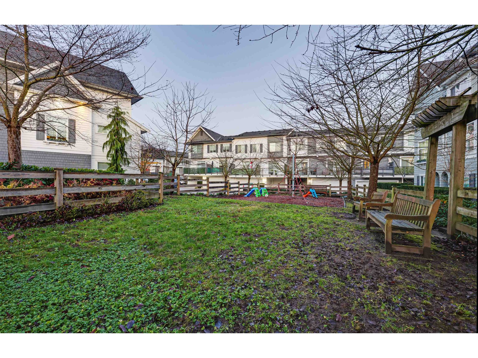 113 15230 Guildford Drive, Surrey, British Columbia  V3R 0C8 - Photo 27 - R3008723