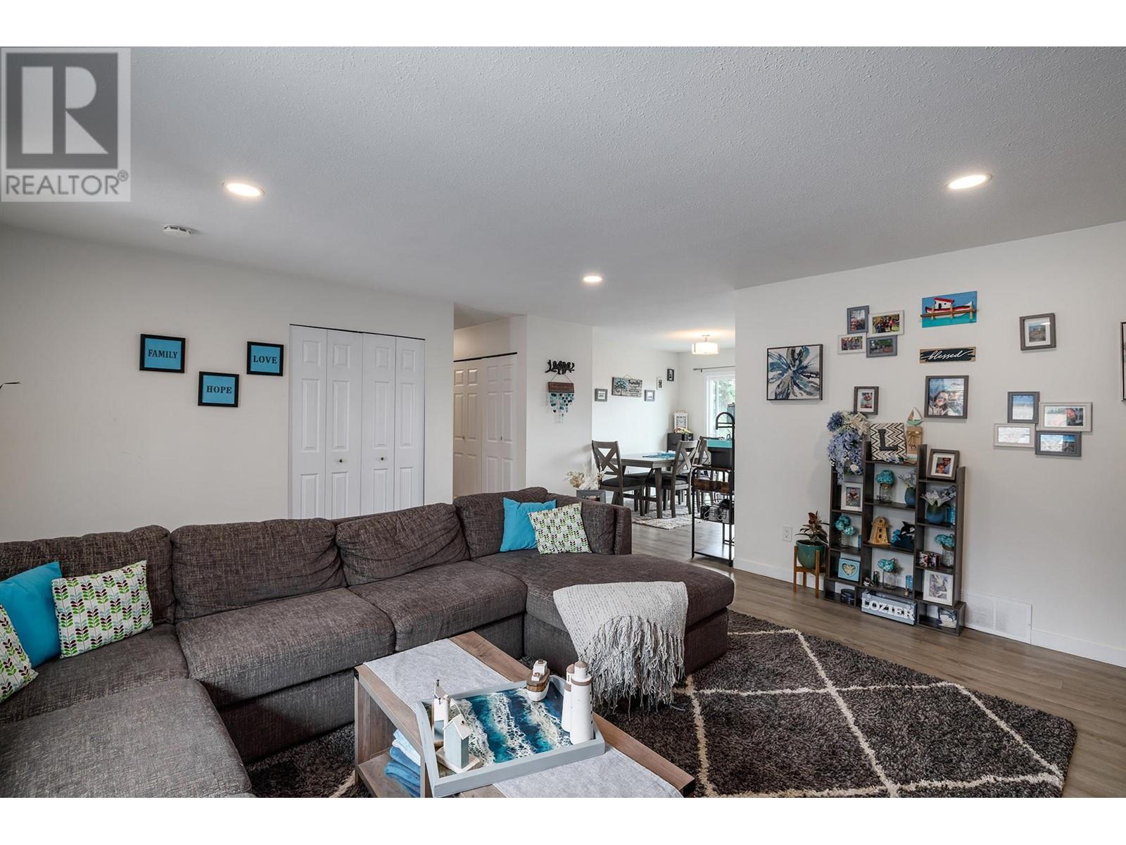 Property at 3728 - 3724 Glenway Road image 4