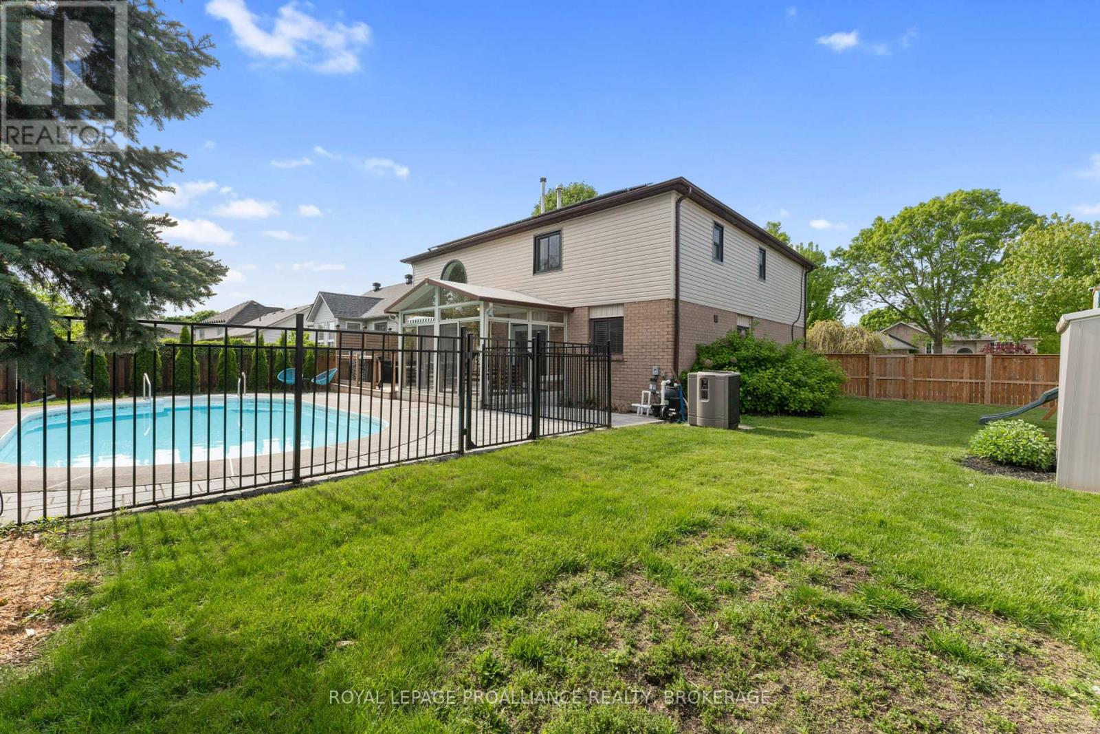 78 Barker Drive, Kingston, Ontario  K7K 6X6 - Photo 40 - X12181570