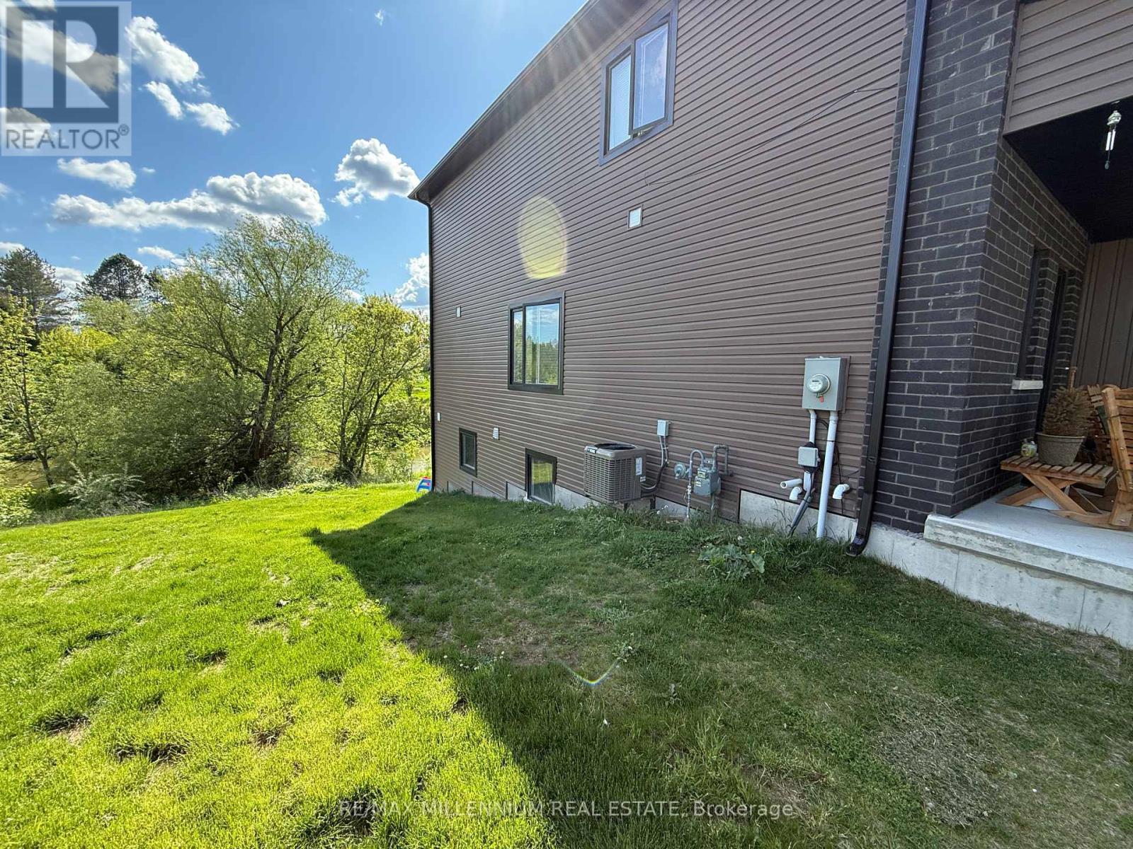 28 Trailside Drive, Haldimand, Ontario  N0A 1S0 - Photo 17 - X12174700