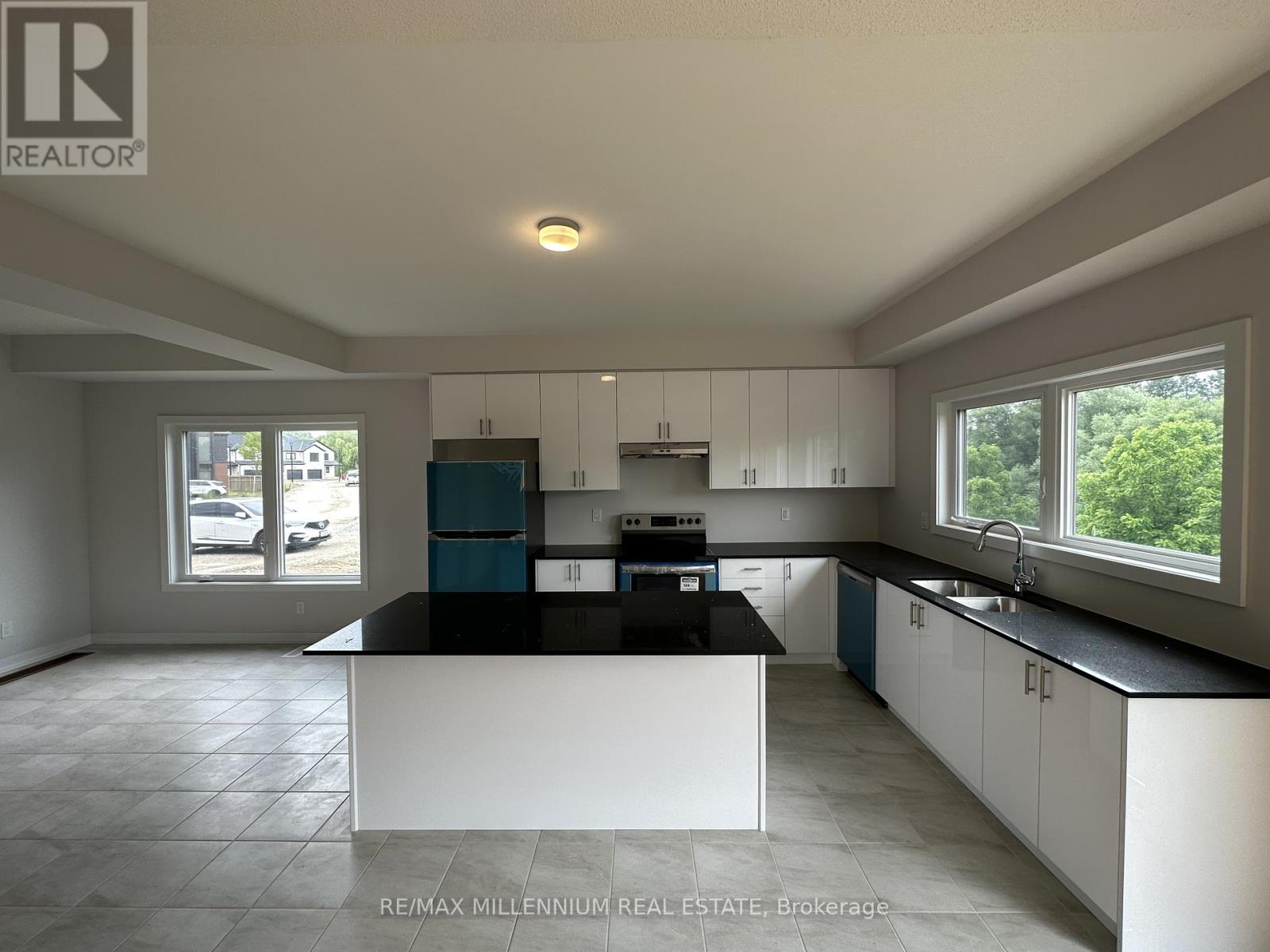 28 Trailside Drive, Haldimand, Ontario  N0A 1S0 - Photo 7 - X12174700