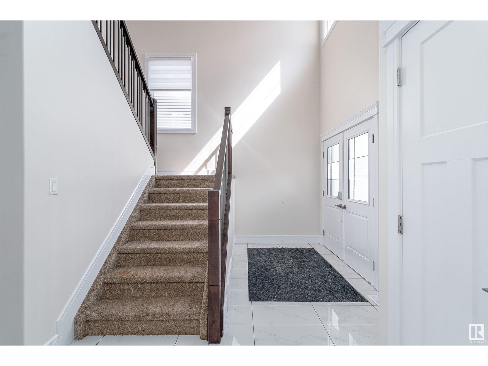 4228 Charles Cl Sw, Edmonton, Alberta  T6W 0Z5 - Photo 4 - E4439118