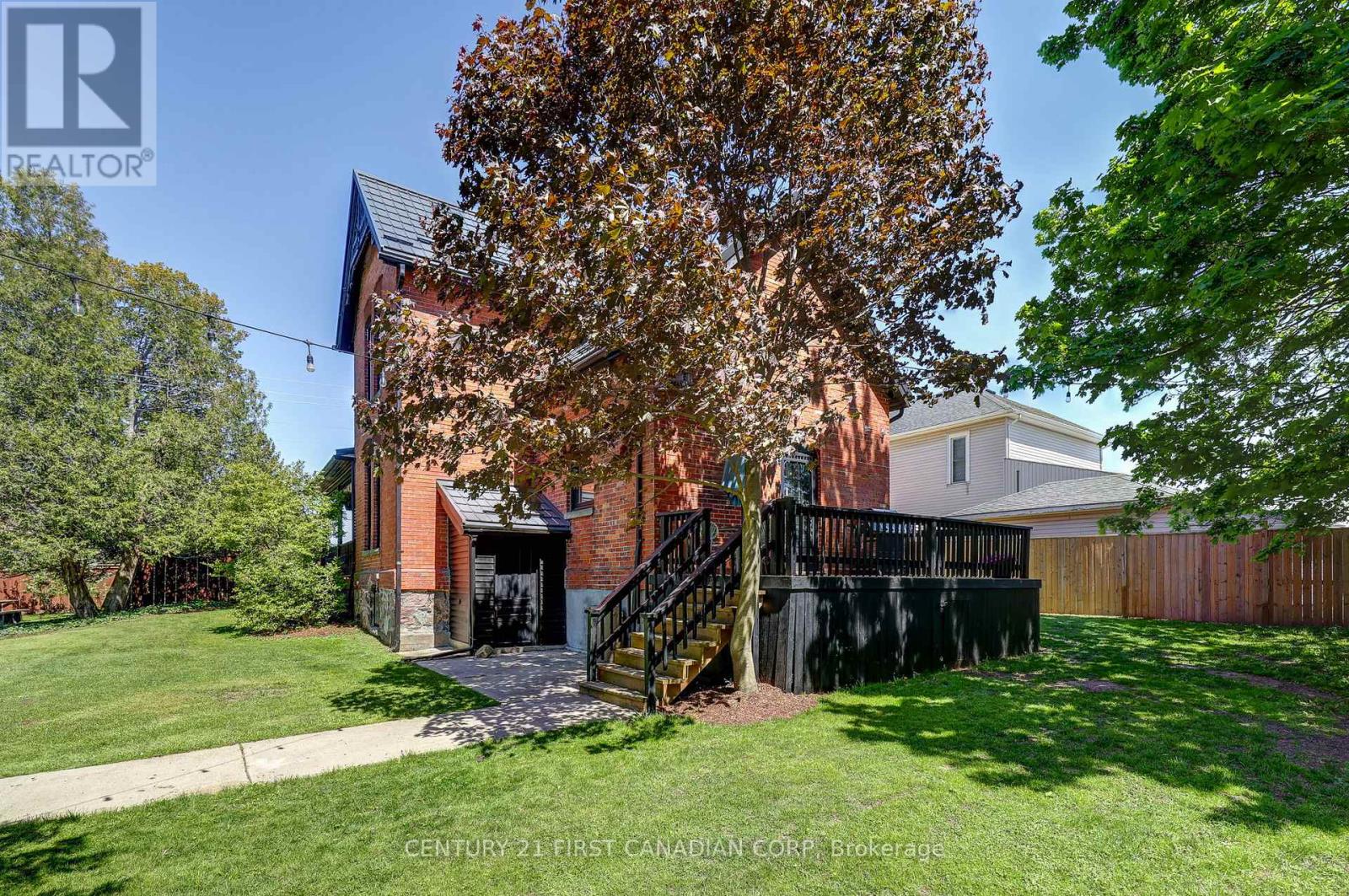 136 King Street S, Chatham-Kent (Highgate), Ontario  N0P 1T0 - Photo 40 - X12181501
