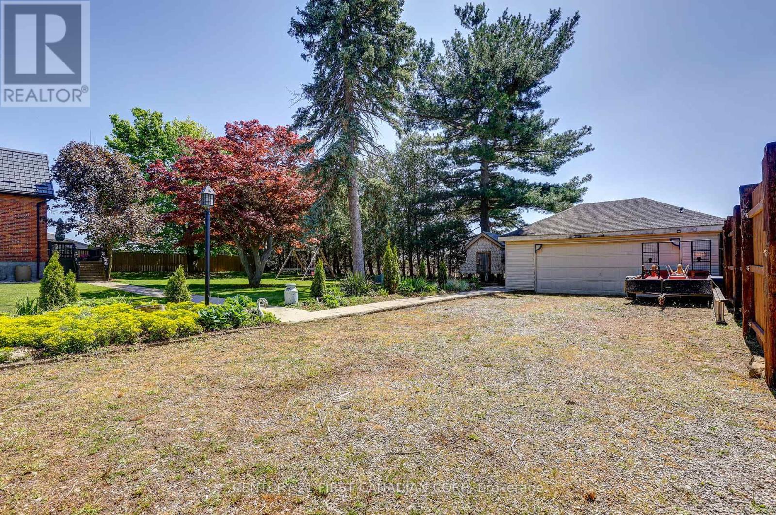 136 King Street S, Chatham-Kent (Highgate), Ontario  N0P 1T0 - Photo 46 - X12181501
