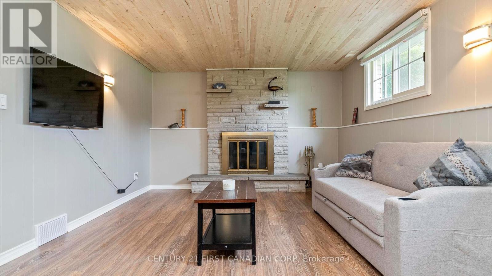 741 Glover Crescent, Strathroy Caradoc, Ontario  N0L 1W0 - Photo 24 - X12181579