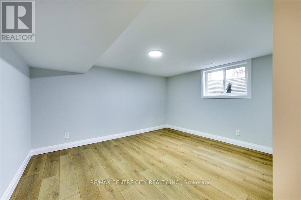 195 Essex Street, Sarnia, Ontario  N7S 0C2 - Photo 33 - X12181593