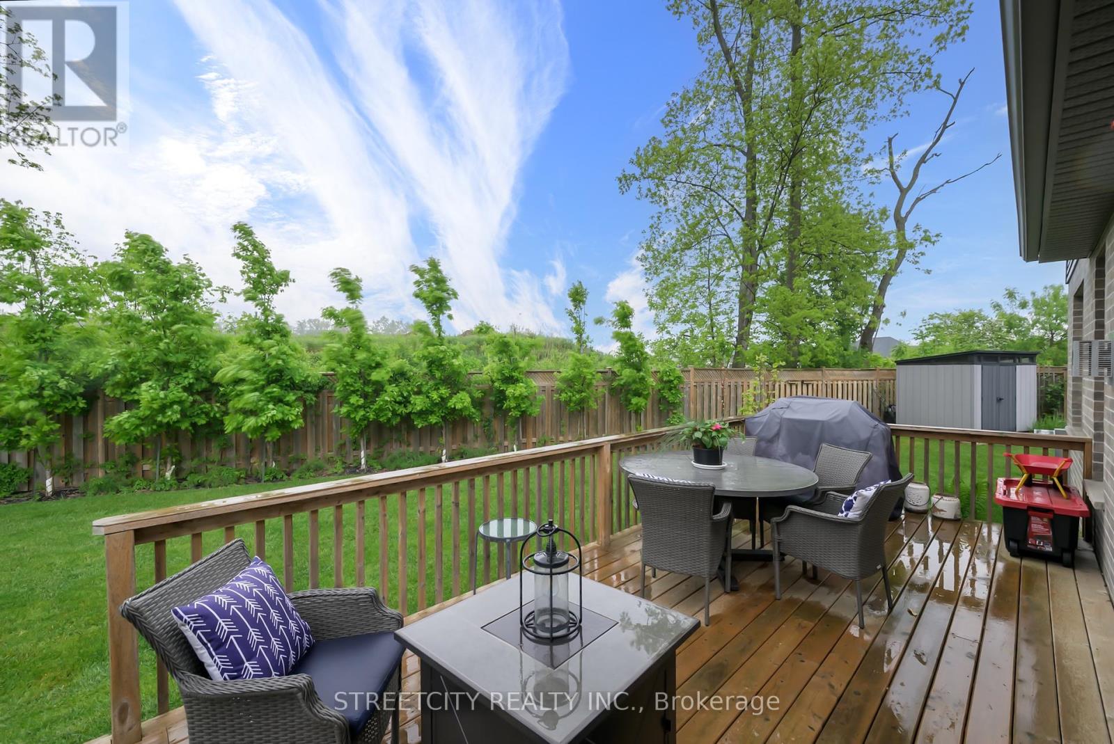 35 - 1061 Eagletrace Drive, London North, Ontario  N6G 0T3 - Photo 10 - X12181627