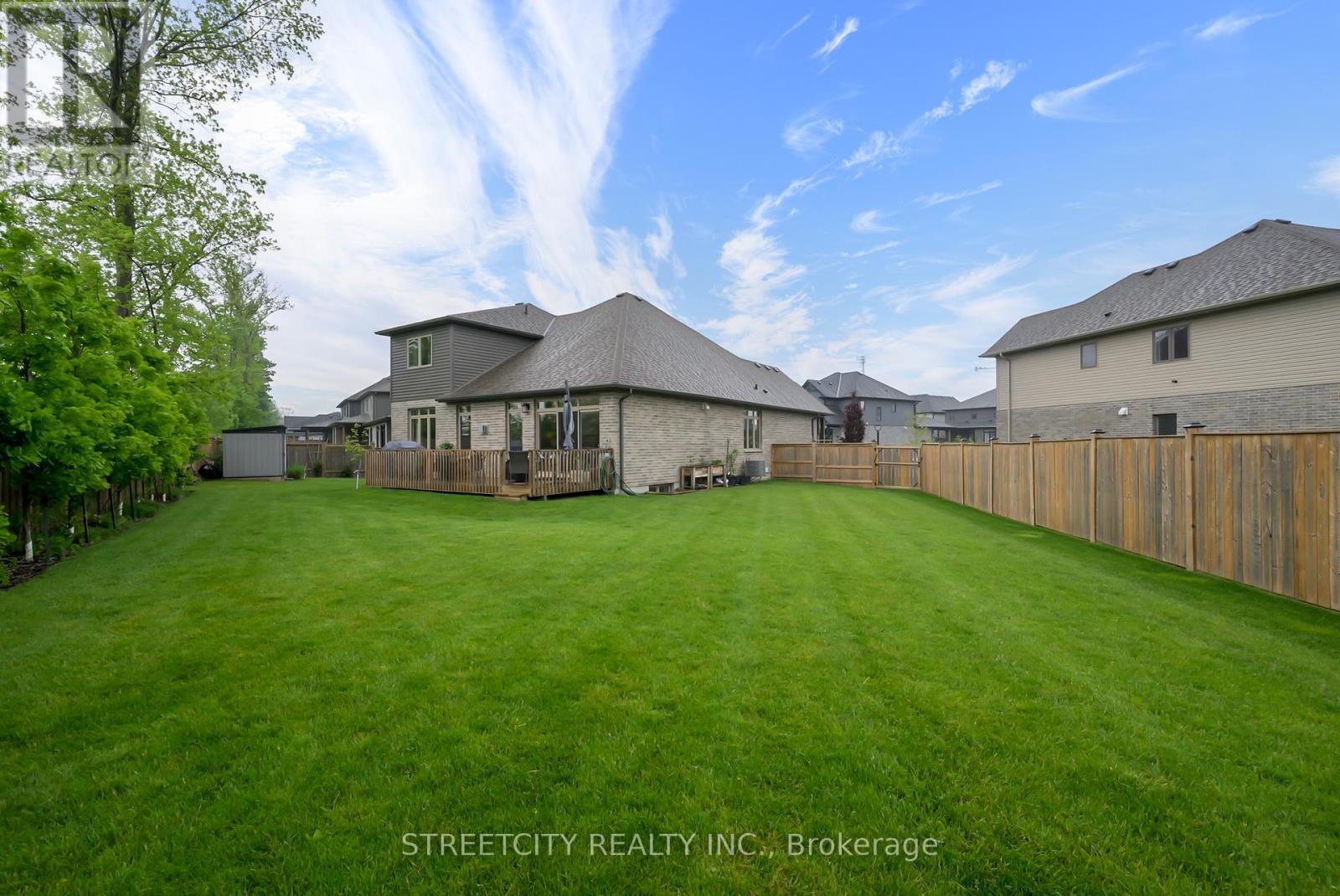 35 - 1061 Eagletrace Drive, London North, Ontario  N6G 0T3 - Photo 7 - X12181627