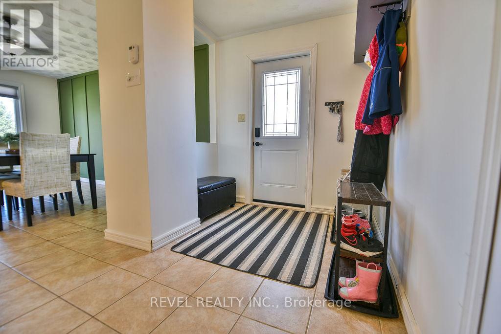 151 Graham Lane, Timmins, Ontario  P4N 7Z5 - Photo 3 - T12181541