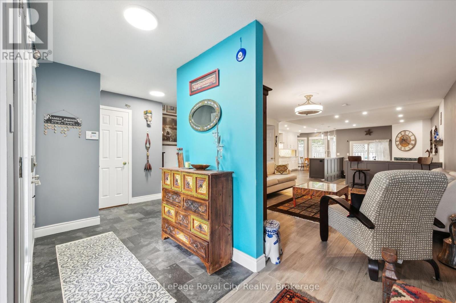 21 Marilyn Drive, Guelph, Ontario  N1H 1G9 - Photo 6 - X12181354
