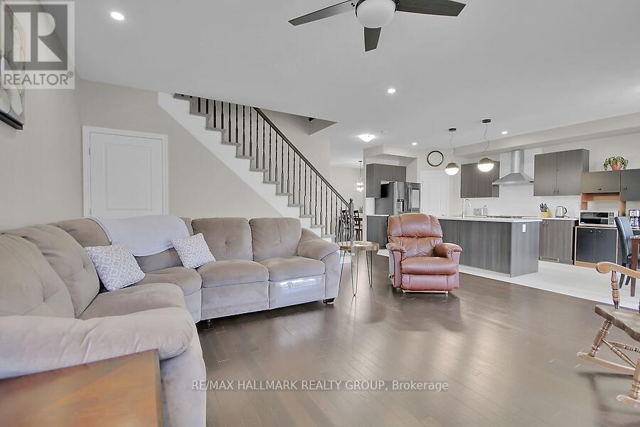 768 Namur Street, Russell, Ontario  K0A 1W0 - Photo 18 - X12181563