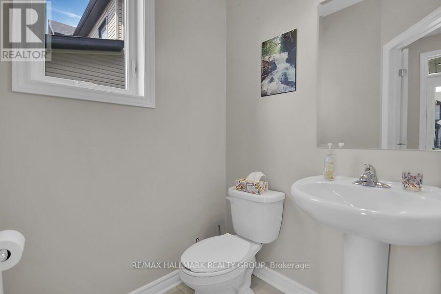 768 Namur Street, Russell, Ontario  K0A 1W0 - Photo 6 - X12181563