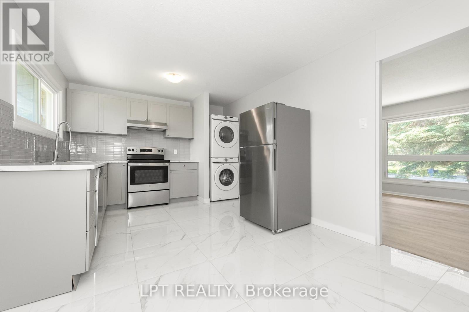 5 Attwood Crescent, Ottawa, Ontario  K2E 5B1 - Photo 10 - X12181600