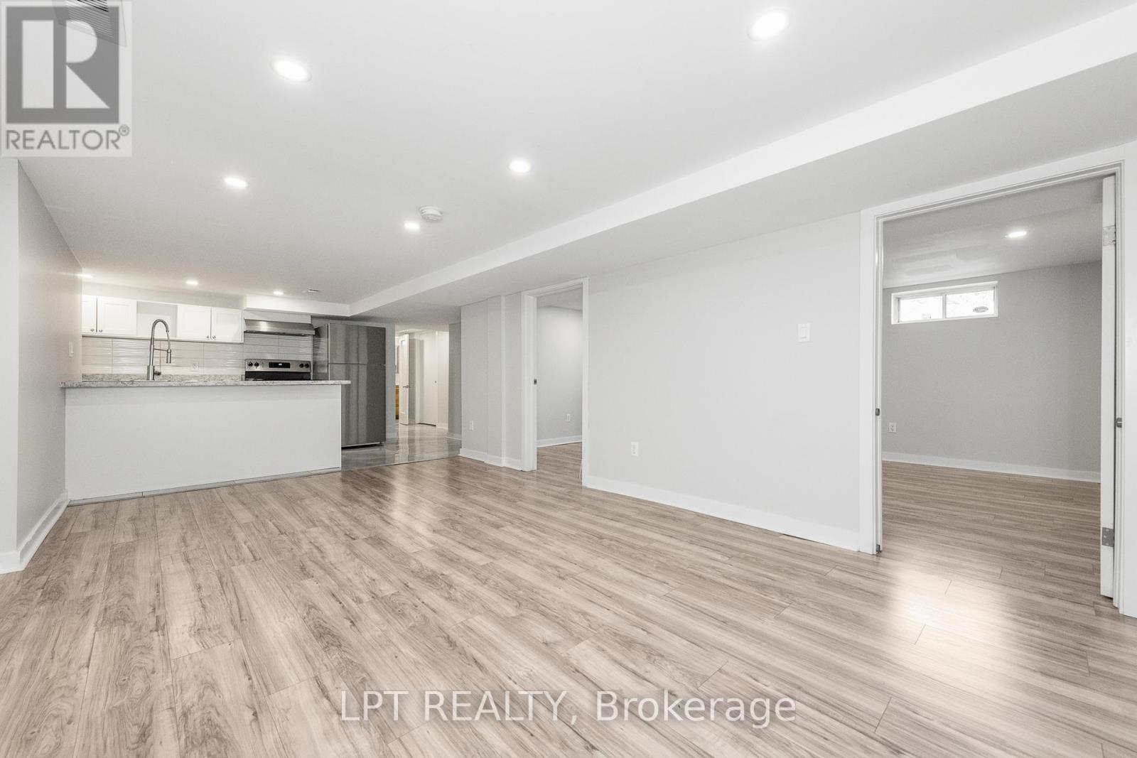 5 Attwood Crescent, Ottawa, Ontario  K2E 5B1 - Photo 28 - X12181600