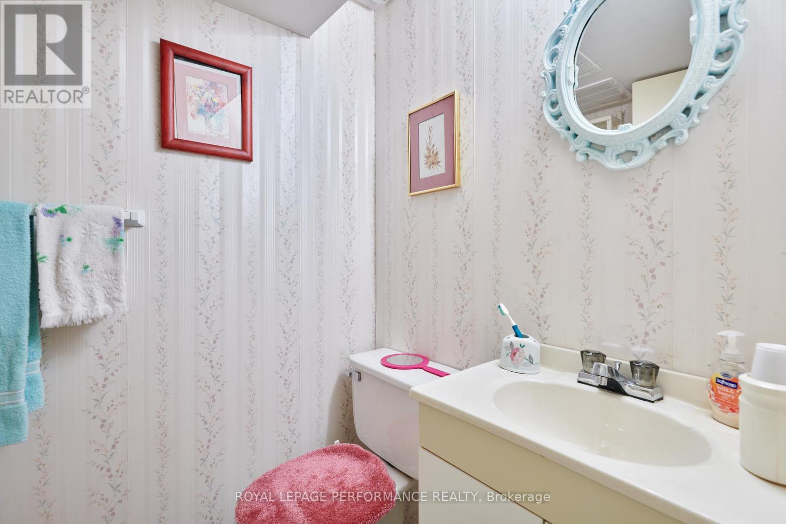 1156 Normandy Crescent, Ottawa, Ontario  K2E 5A6 - Photo 21 - X12181664