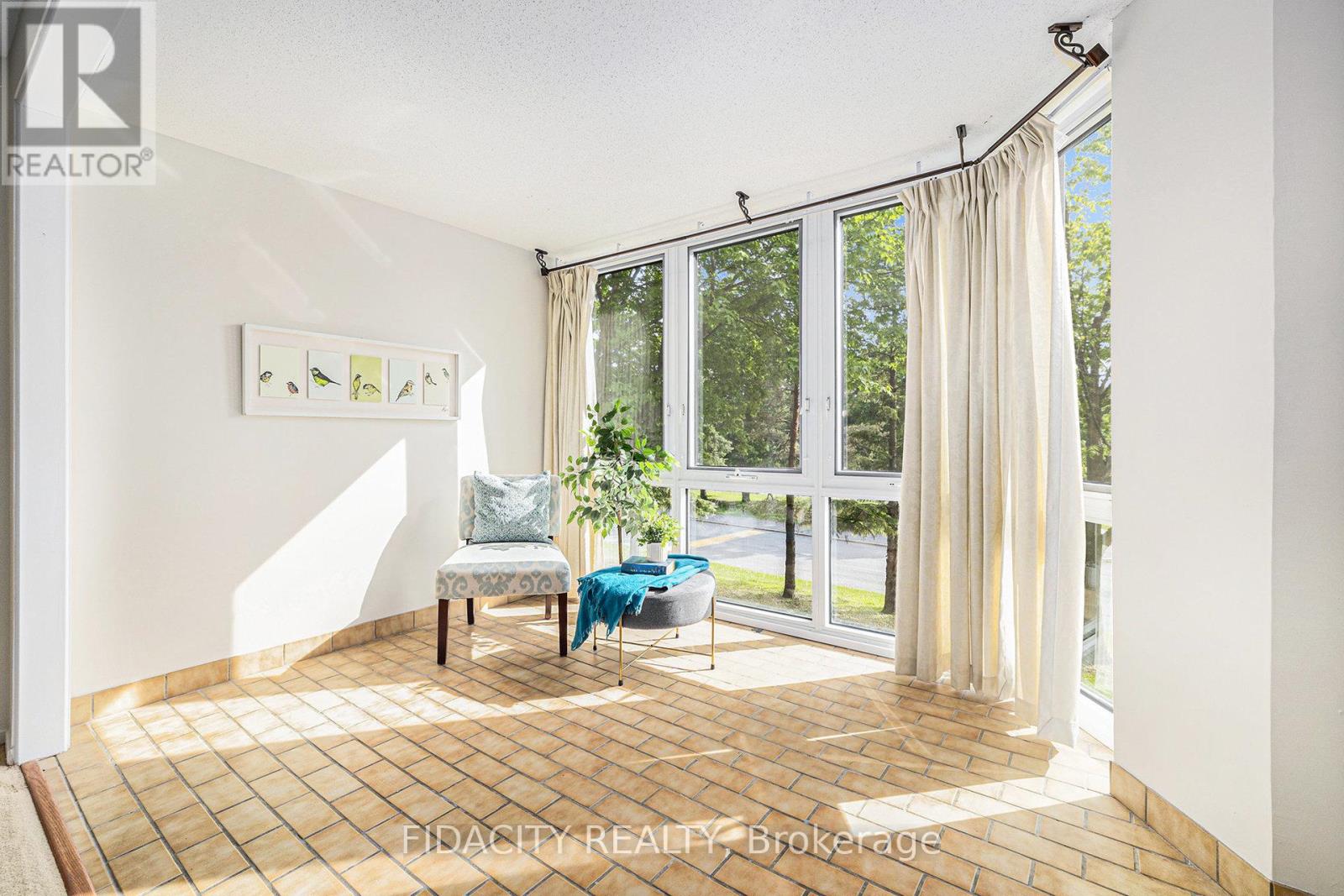 205 - 960 Teron Road, Ottawa, Ontario  K2K 2B6 - Photo 10 - X12181670