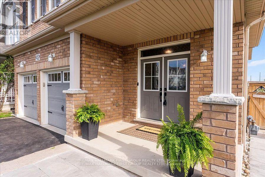 51 Richard Davies Crescent, Clarington, Ontario  L1C 0N9 - Photo 3 - E12176518