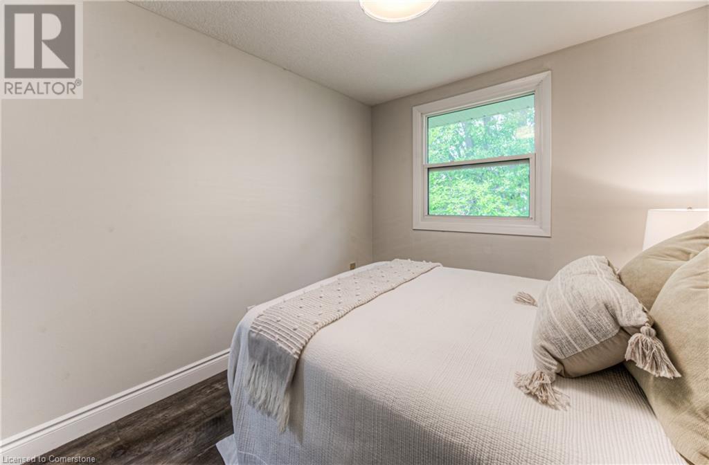 425 Keats Way Unit# 4, Waterloo, Ontario  N2L 5S7 - Photo 34 - 40734078