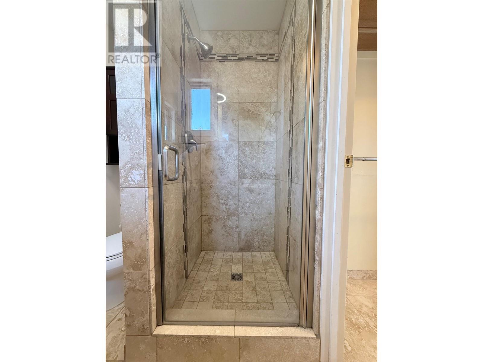 3233 7th Street S, Cranbrook, British Columbia  V1C 5G6 - Photo 17 - 10349869
