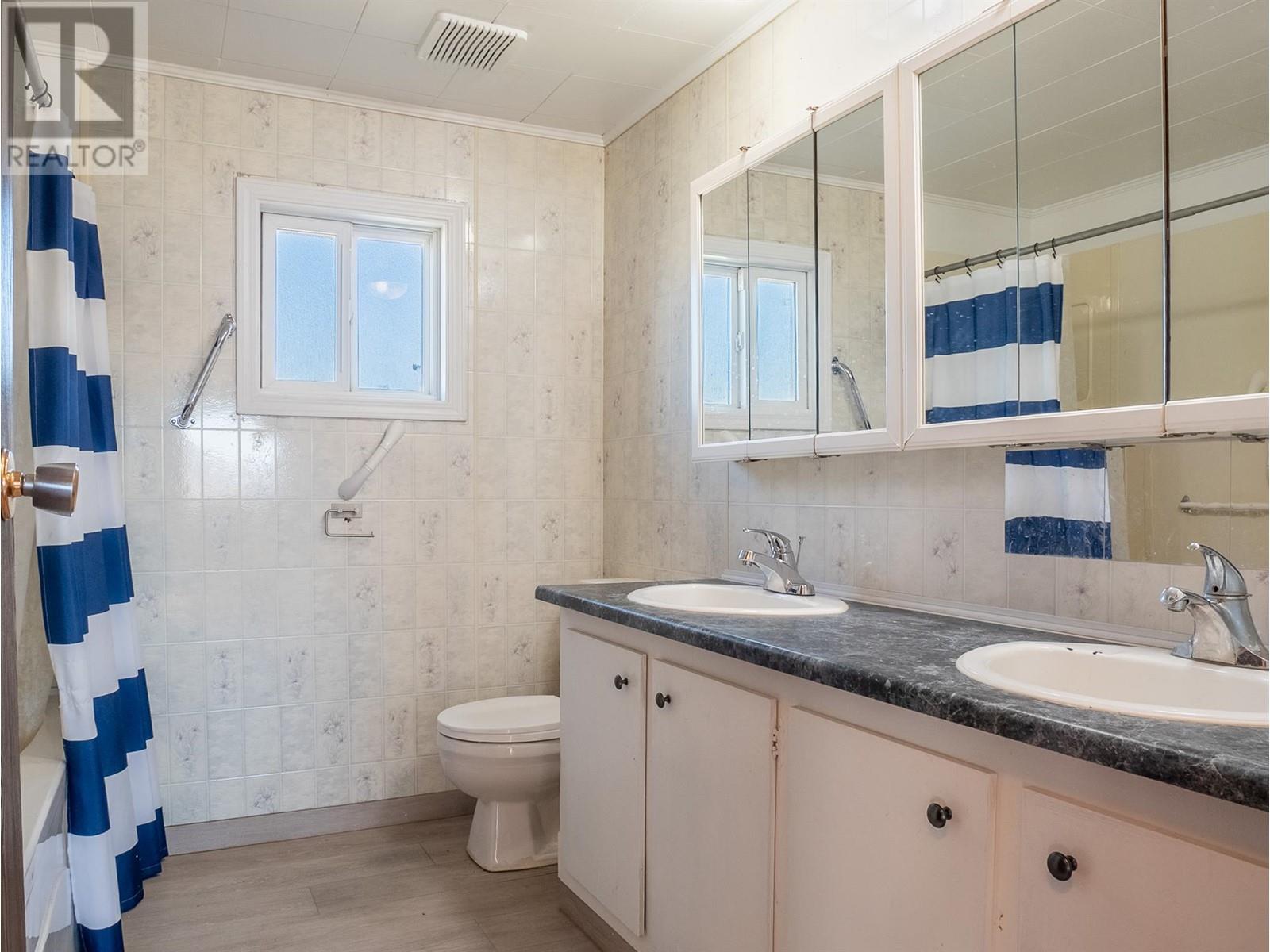 5109 Sukrit Parmar Lane, Pouce Coupe, British Columbia  V0C 2C0 - Photo 16 - 10349820