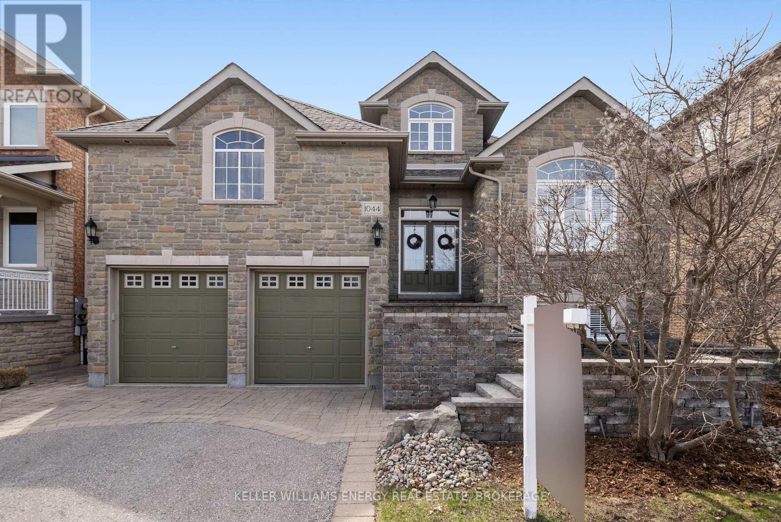 1044 Swiss Heights, Oshawa, Ontario  L1K 3B4 - Photo 3 - E12181498