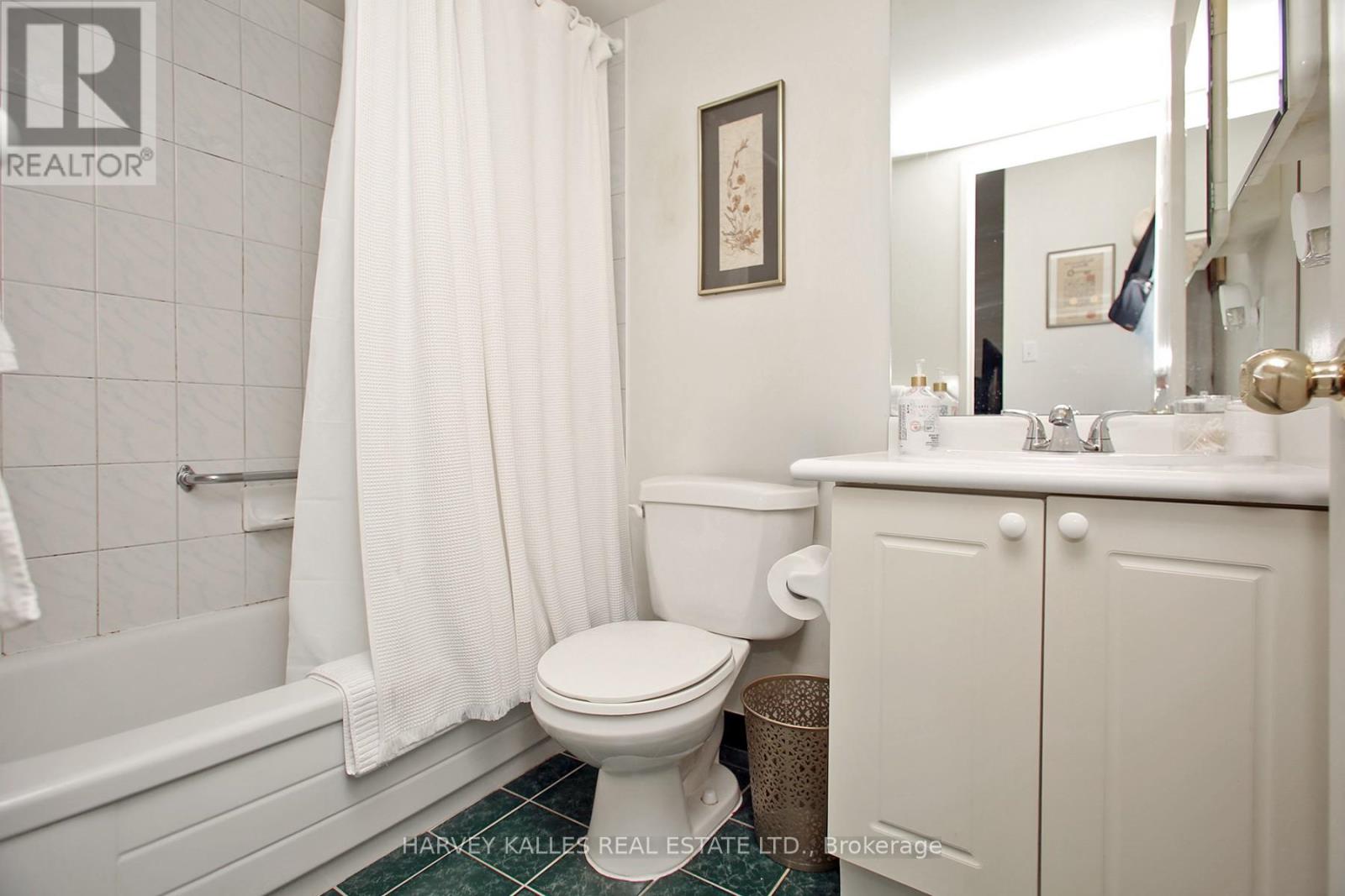 Uph07 - 256 Doris Avenue, Toronto (Willowdale East), Ontario  M2N 6X8 - Photo 21 - C12181372