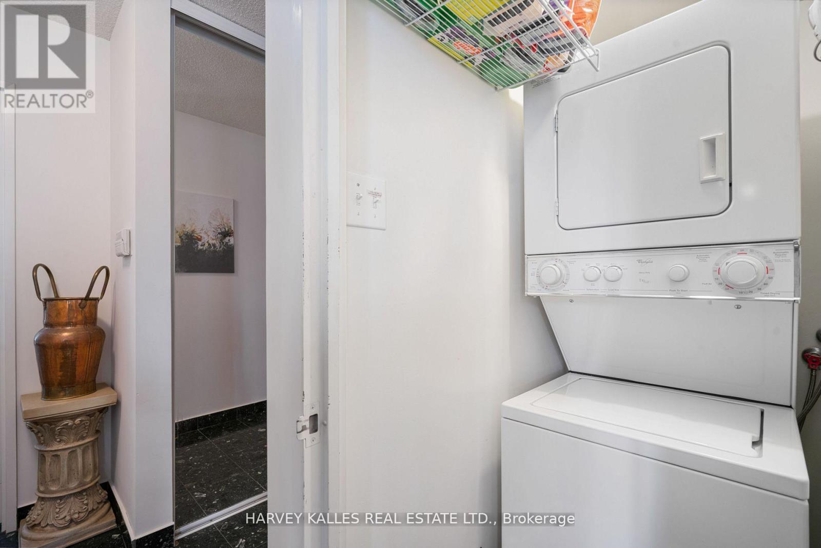 Uph07 - 256 Doris Avenue, Toronto (Willowdale East), Ontario  M2N 6X8 - Photo 5 - C12181372