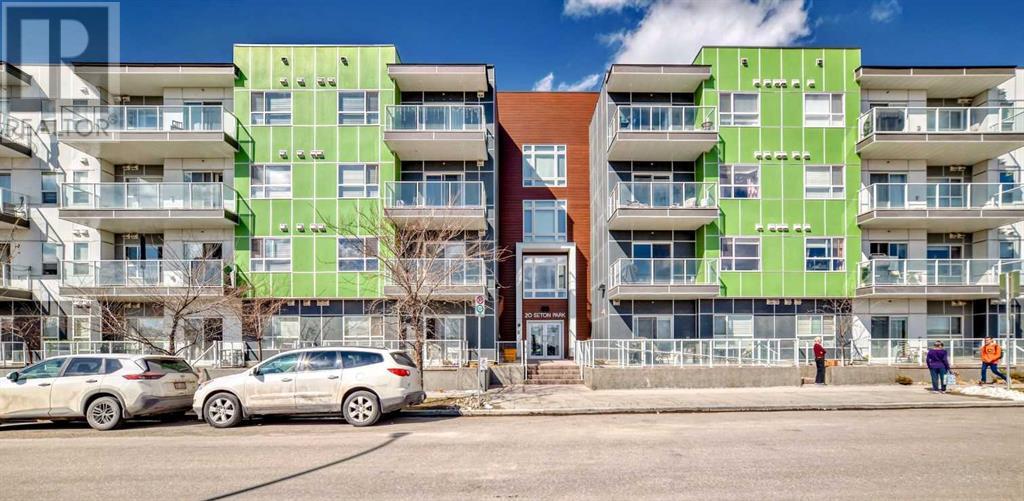 Property at 201, 20 Seton Park SE image 2