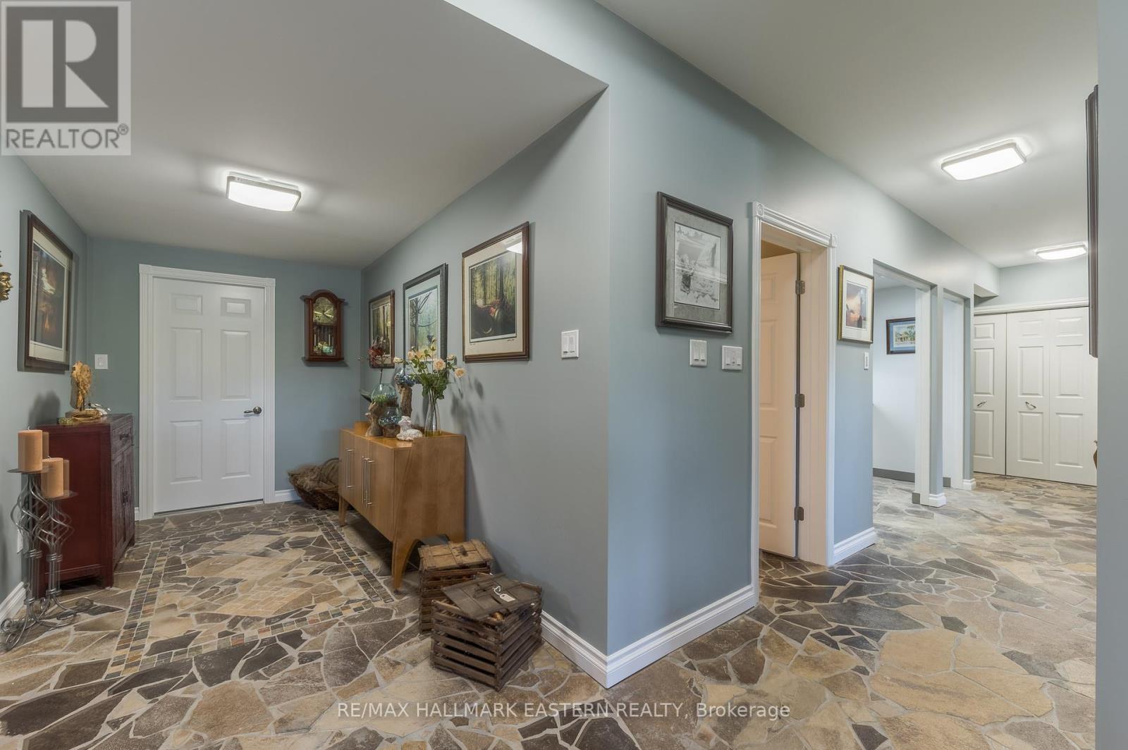 1265 Floods Drive, Selwyn, Ontario  K0L 1T0 - Photo 41 - X12181527