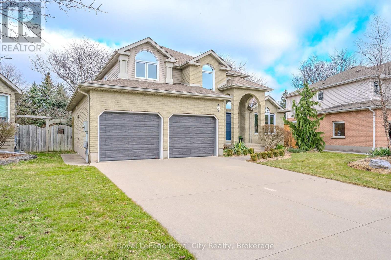 Property at 7 ELDERBERRY COURT image 4